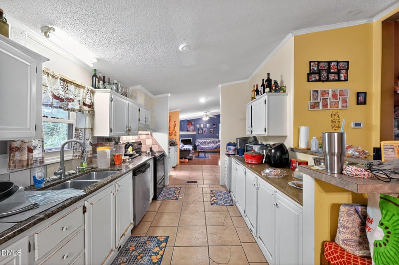 4 Park Ave, Franklinton, NC 27525
