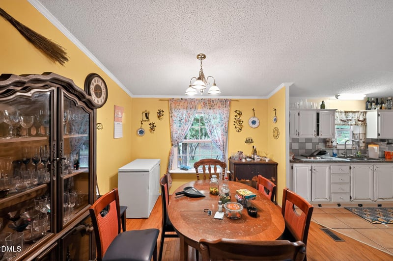 4 Park Ave, Franklinton, NC 27525
