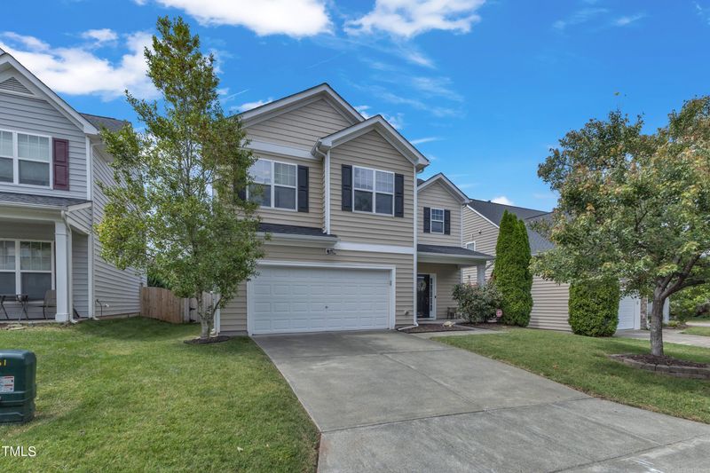 4 Pegram Ct, Durham, NC 27703