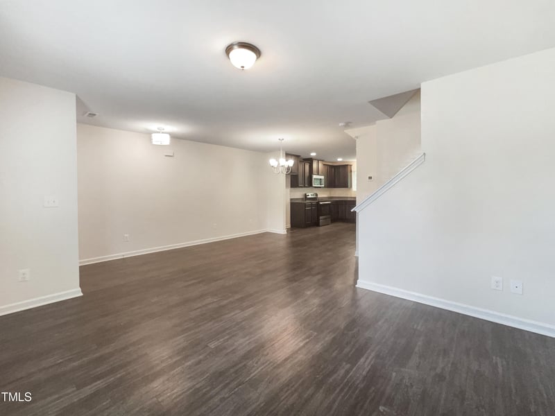 4 Rochambeau Ct, Durham, NC 27704