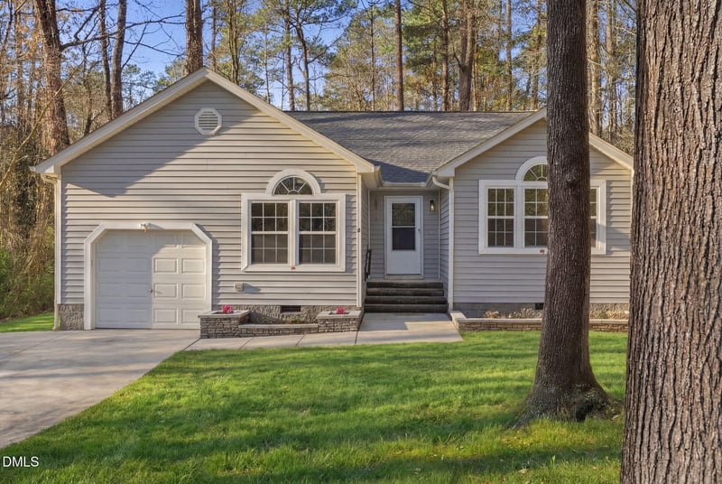 4 Rockwood Cir, Durham, NC 27707