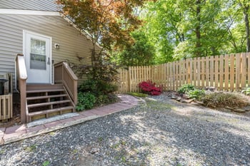 4 Russet Ct, Durham, NC 27712