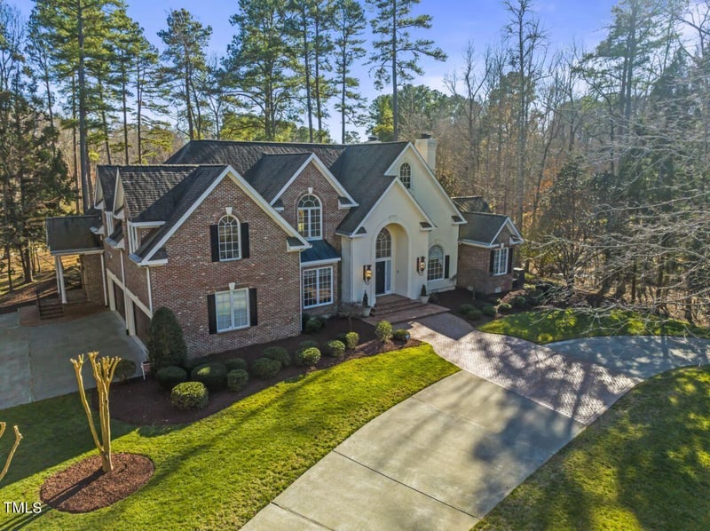 4 Stoneglen Ct, Durham, NC 27712