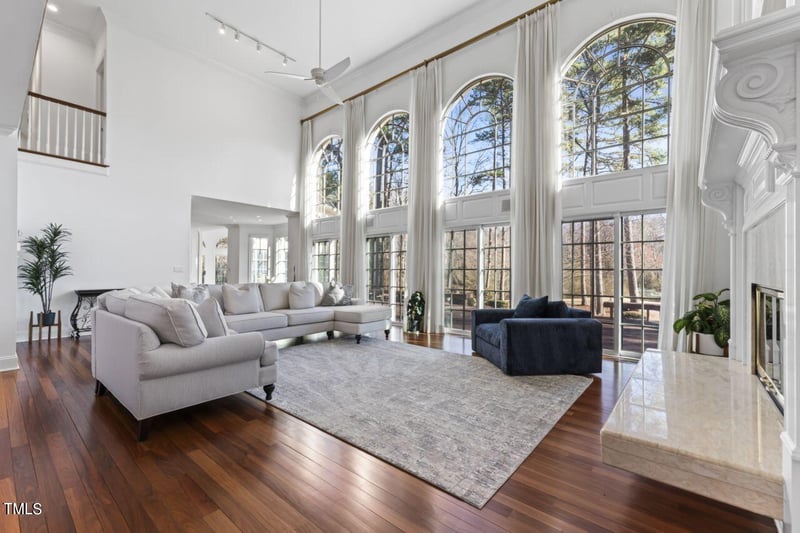 4 Stoneglen Ct, Durham, NC 27712