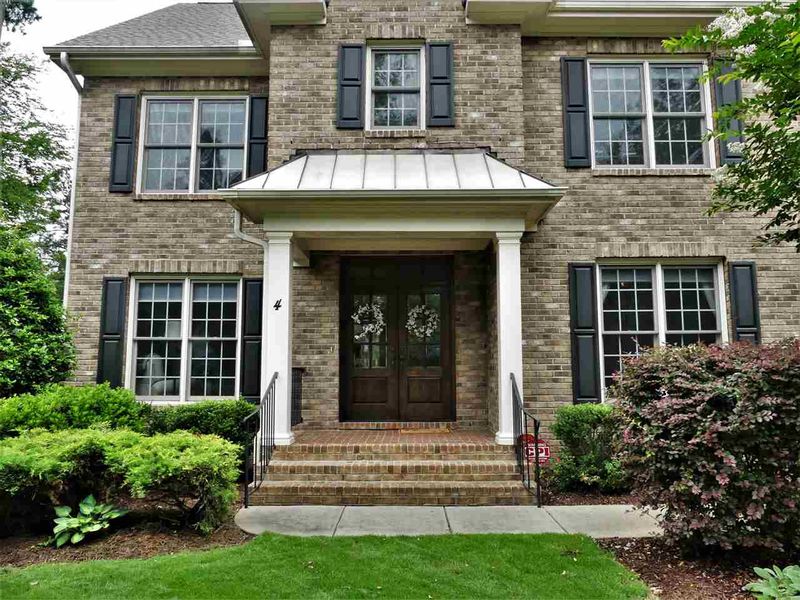 4 Syston Ct, Chapel Hill, NC 27517
