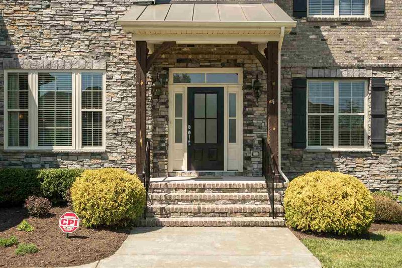 4 Ware Creek Ct, Durham, NC 27713