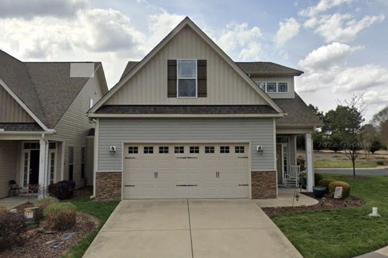 4 Wensley Ct, Clayton, NC 27527