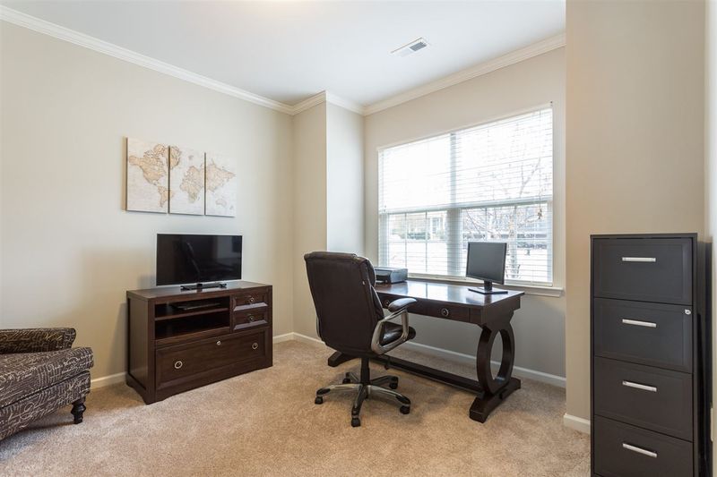 4 White Willow Ct, Durham, NC 27703