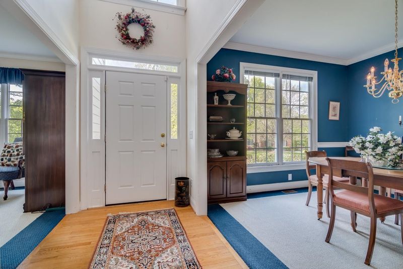 4 Wickersham Dr, Durham, NC 27713