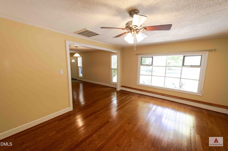 4 Winterberry Way, Chapel Hill, NC 27516