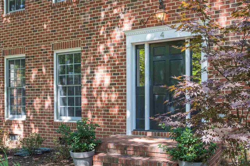 4 Womble Cir, Durham, NC 27705
