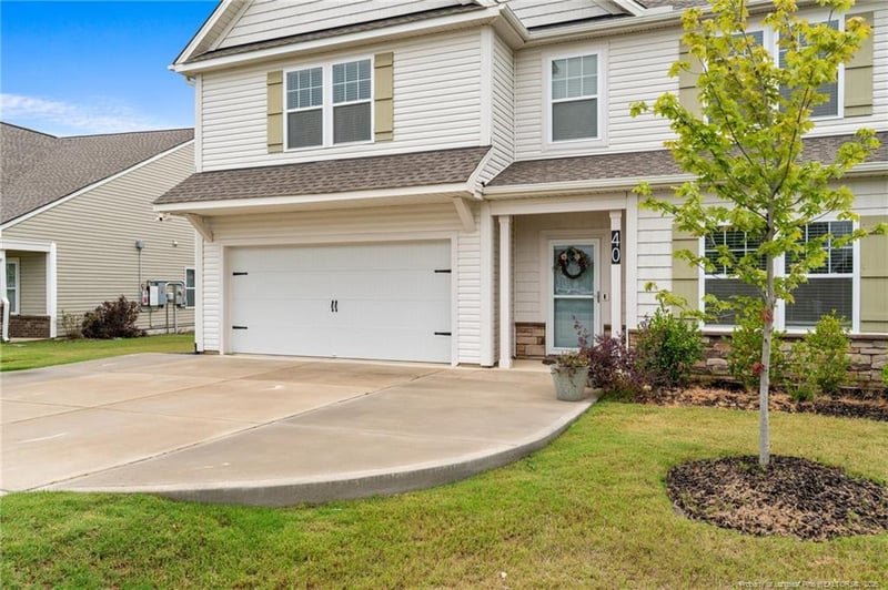 40 Arlie Ln, Lillington, NC 27546