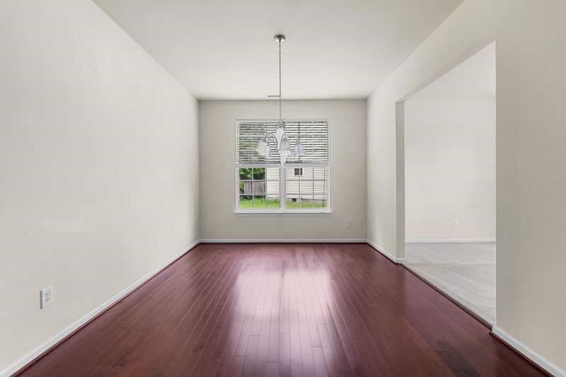 40 Autumn Leaf Ln, Durham, NC 27704