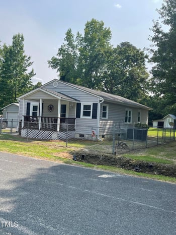 40 Bait Rd, Dunn, NC 28334
