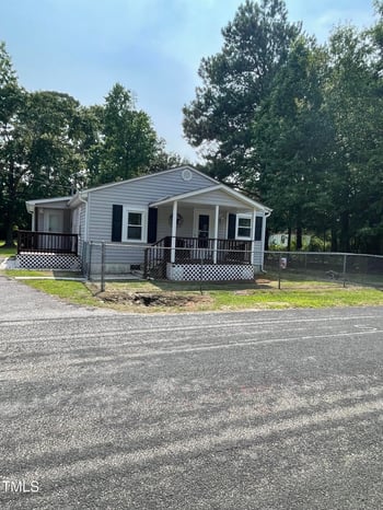 40 Bait Rd, Dunn, NC 28334