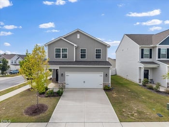 40 Branch Wood Dr, Fuquay Varina, NC 27526