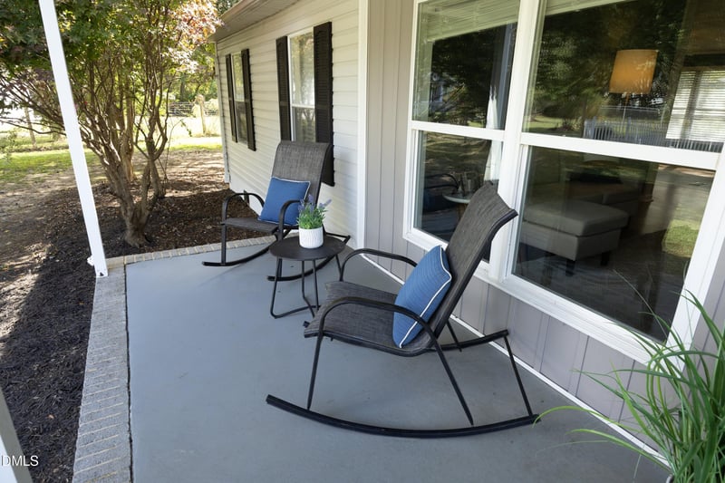 40 Brian Ct, Fuquay Varina, NC 27526