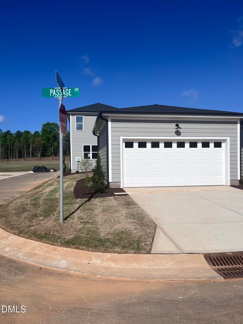 40 Broadoak Ln, Pittsboro, NC 27312