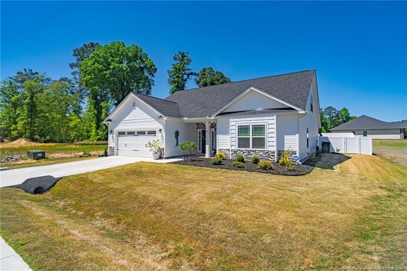40 Capeside Ct, Lillington, NC 27546