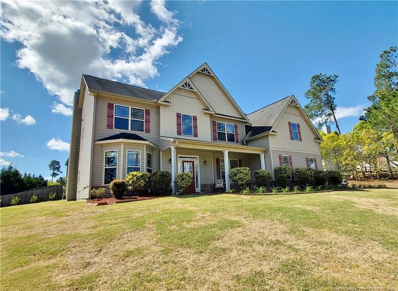 40 Castlebay Dr, Sanford, NC 27332