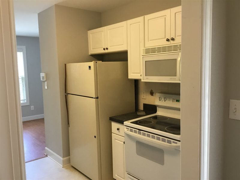 40 Castlerock Dr, Youngsville, NC 27596