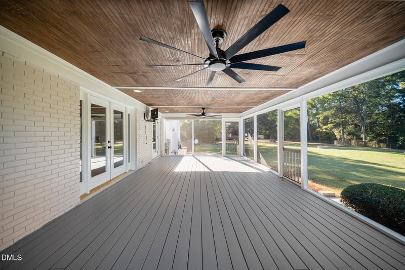 40 Chicora Club Dr, Dunn, NC 28334