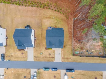 40 Echo Canyon Dr, Clayton, NC 27527