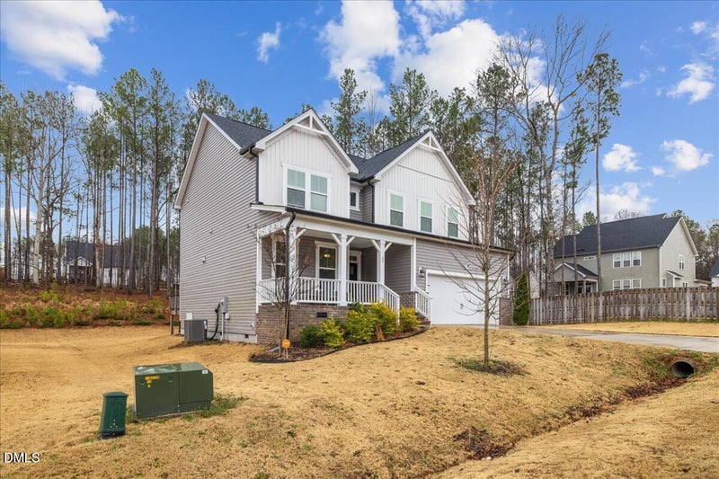 40 Echo Canyon Dr, Clayton, NC 27527