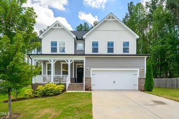 40 Echo Canyon Dr, Clayton, NC 27527