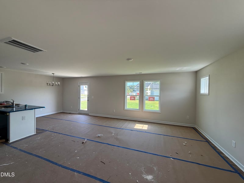 40 Emily Gardens Dr, Selma, NC 27576