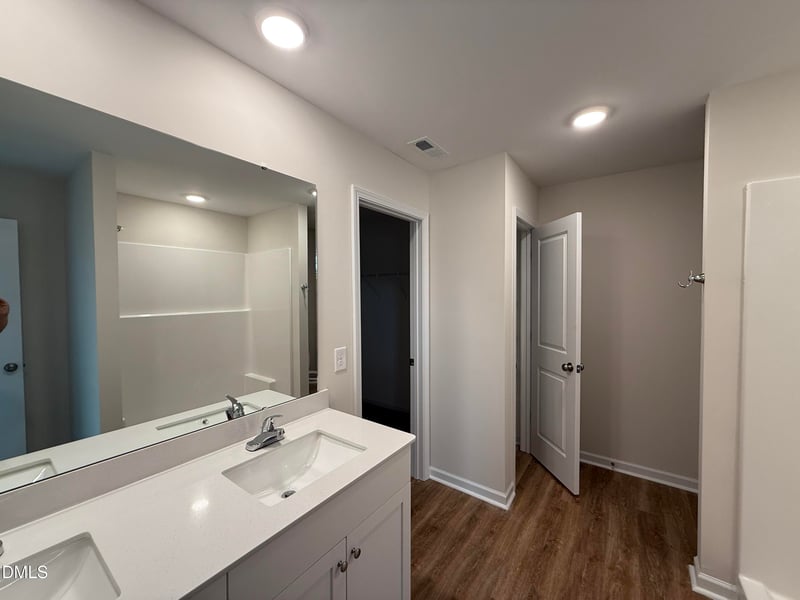 40 Emily Gardens Dr, Selma, NC 27576