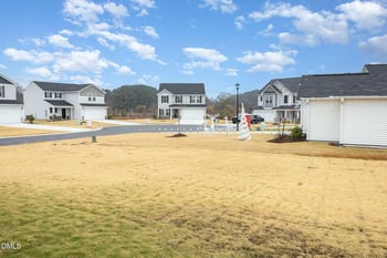 40 Emily Gardens Dr, Selma, NC 27576