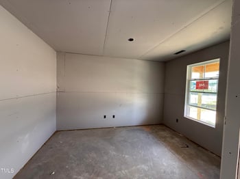 40 Emily Gardens Dr, Selma, NC 27576