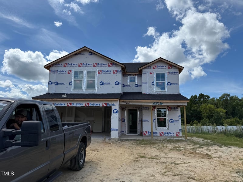 40 Emily Gardens Dr, Selma, NC 27576