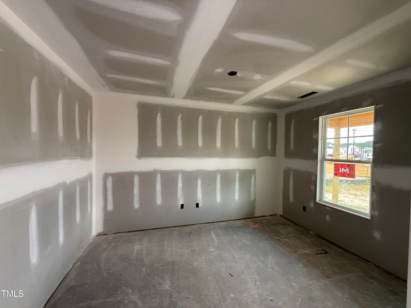 40 Emily Gardens Dr, Selma, NC 27576