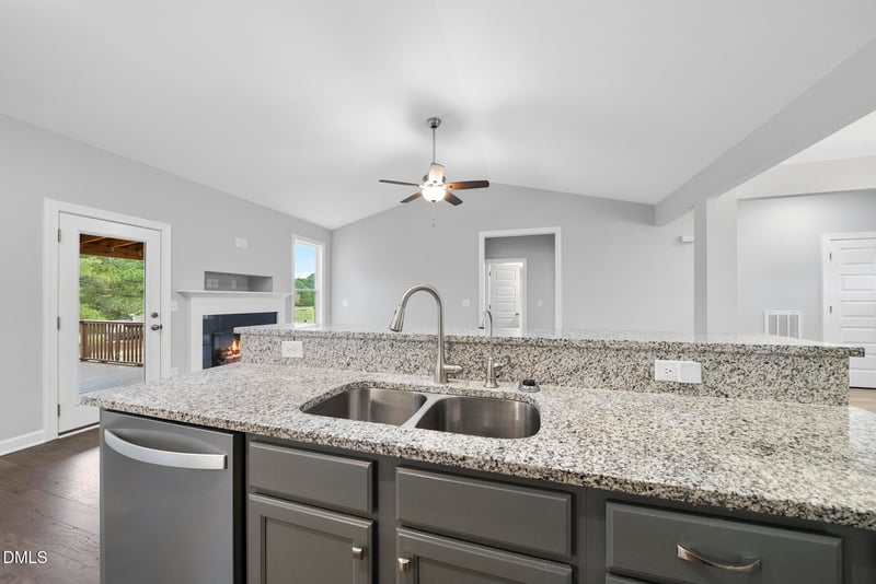 40 Exeter Way, Louisburg, NC 27549