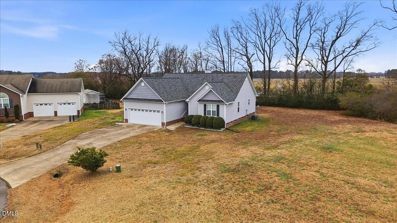 40 Farmgate Ct, Selma, NC 27576