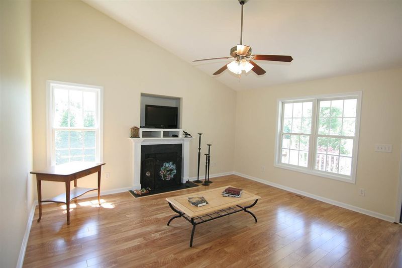 40 Flume Rd, Franklinton, NC 27525