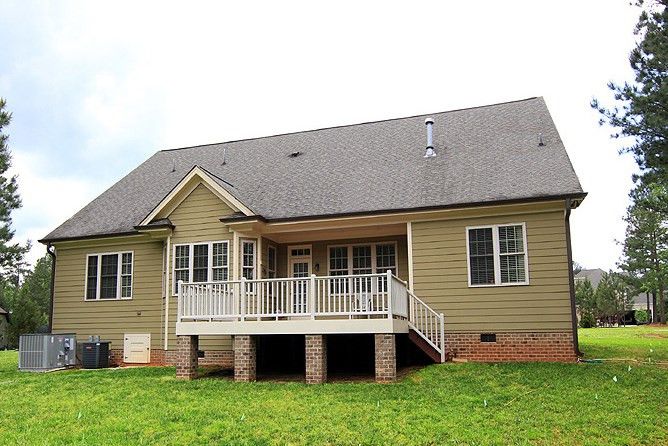 40 Granite Dr, Franklinton, NC 27525