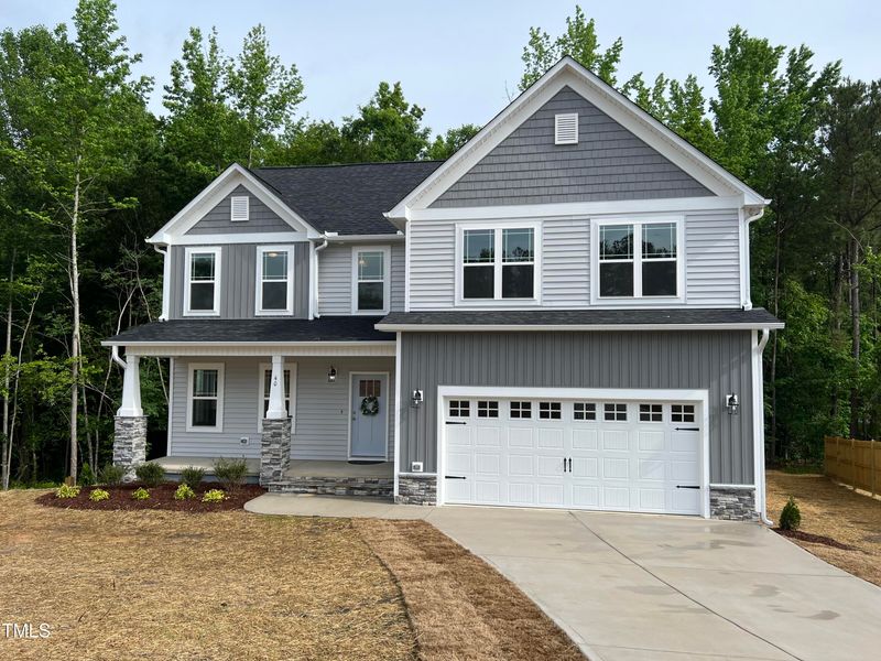 40 Hartwell Ct, Zebulon, NC 27597