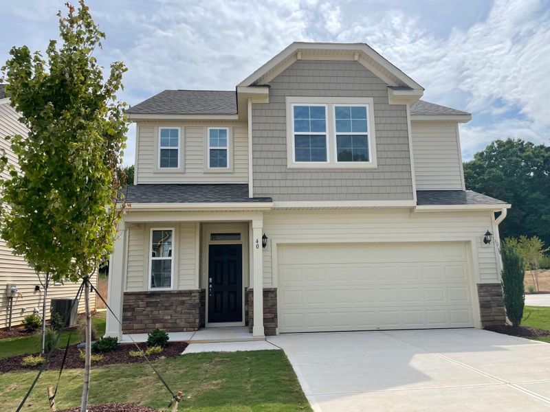 40 Highland Wood Dr, Clayton, NC 27527
