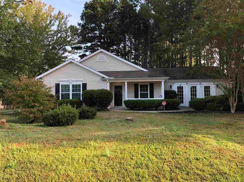 40 Holding Young Rd, Youngsville, NC 27596
