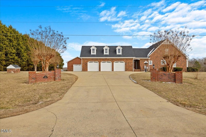 40 John D Winstead Rd, Roxboro, NC 27574