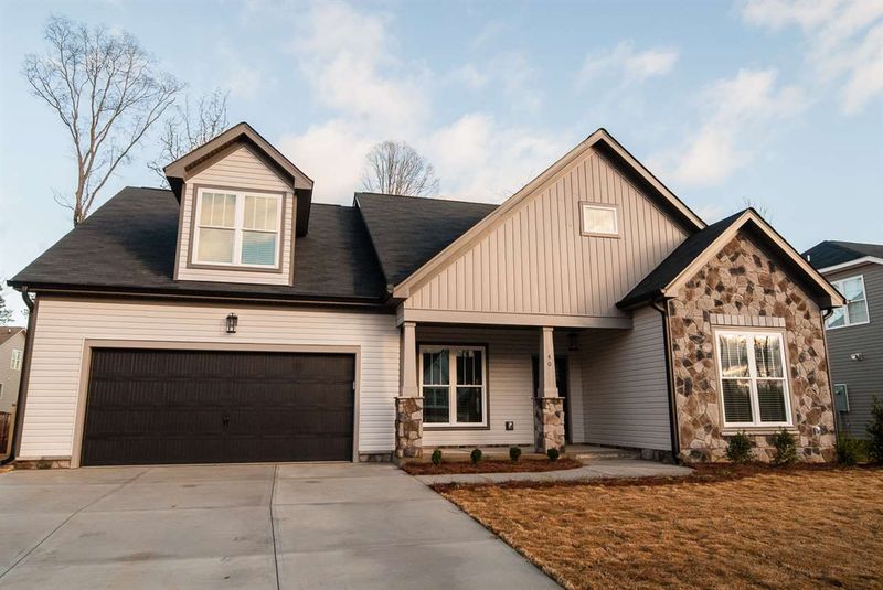 40 Kathleen Ct, Youngsville, NC 27596