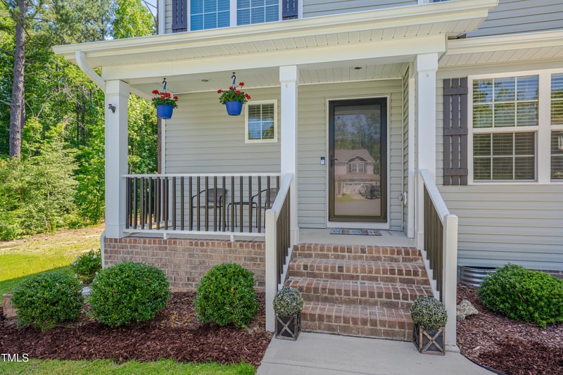 40 Otter Ct, Youngsville, NC 27596