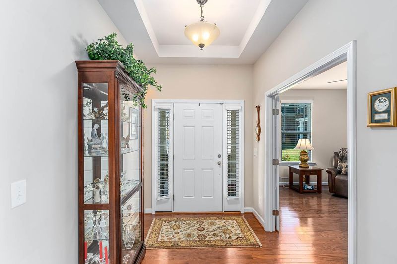 40 Oxmoor Dr, Durham, NC 27703