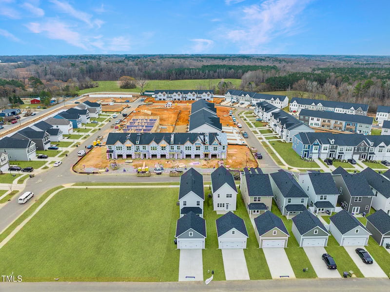 40 Pansy Pk #87, Clayton, NC 27520