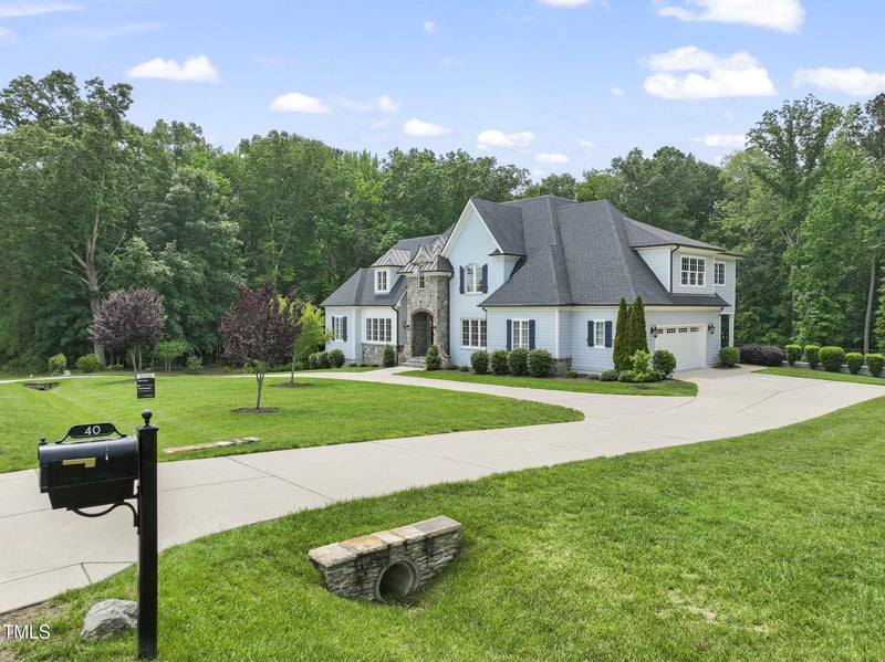 40 Park Meadow Ln, Youngsville, NC 27596