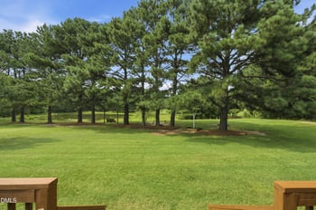 40 Perry Ln, Zebulon, NC 27597