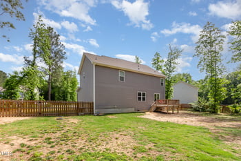 40 Poplar Bark Dr, Youngsville, NC 27596